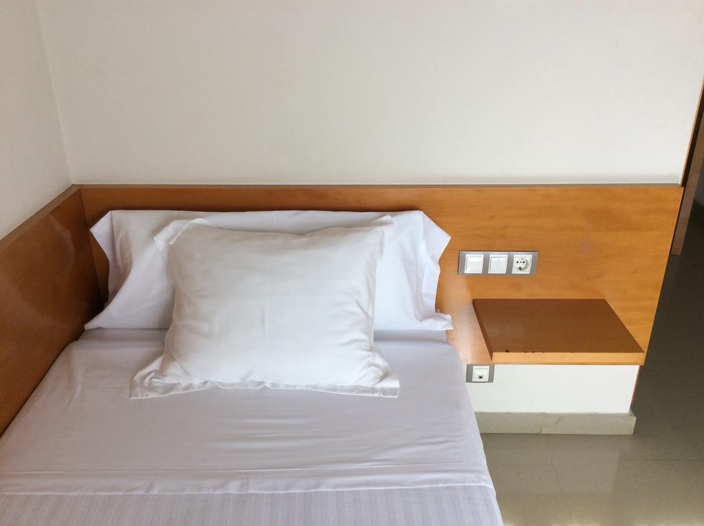 Hotel Viaurelia Montblanc Quarto foto